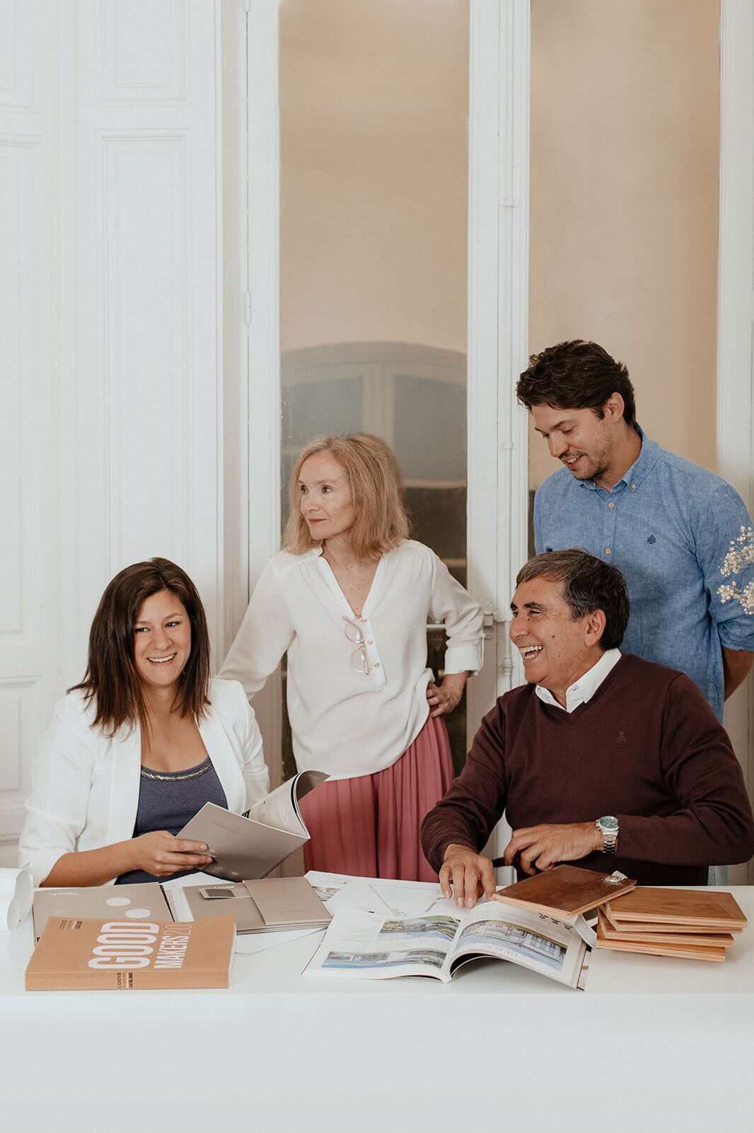 Equipo de Intervallum en la oficina